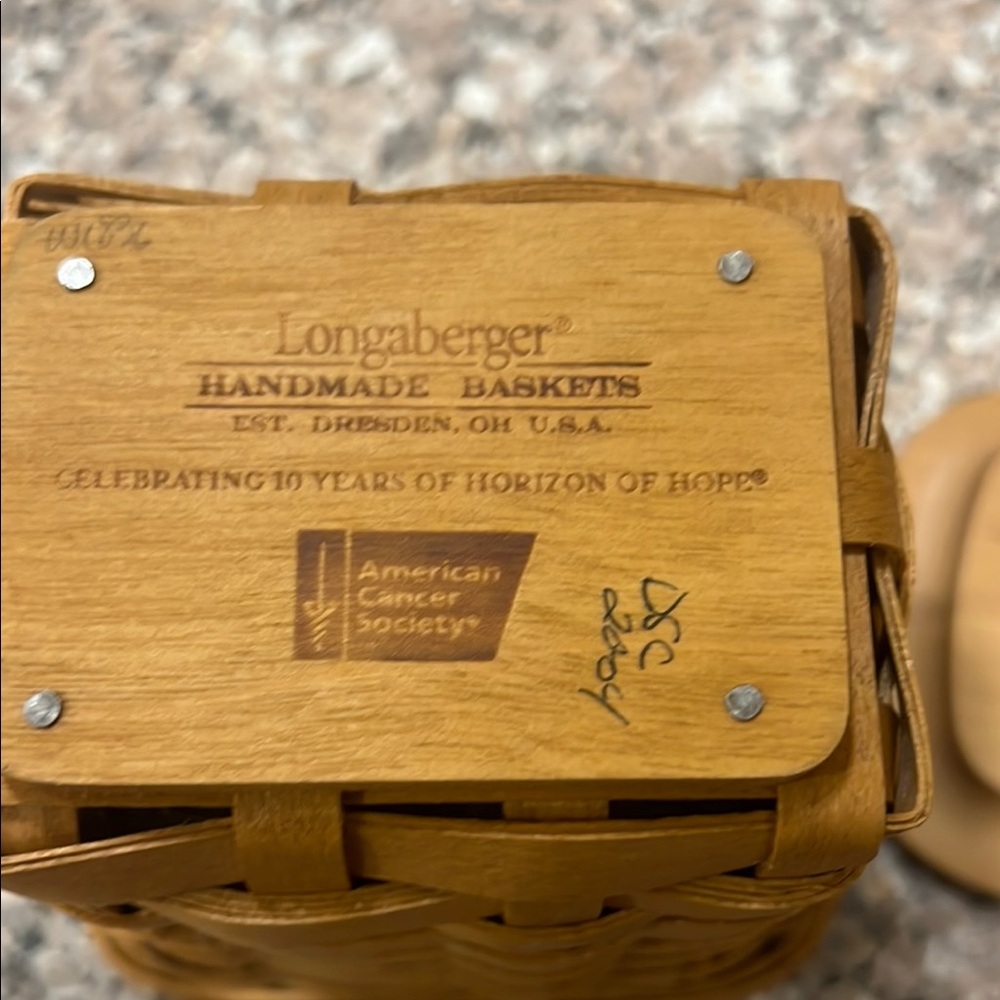 Woven Tan Basket with Lid - Picture 9 of 12